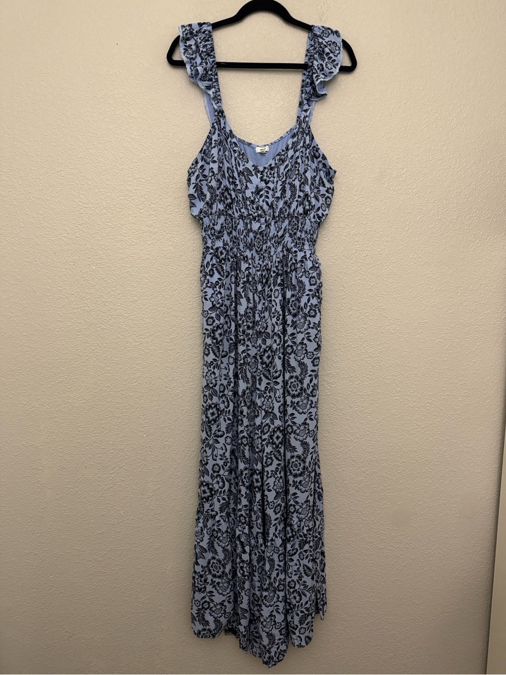 Aerie Blue Floral Smocked Wide Leg Jumpsuit Flowy Boho Pockets Size XL - Picture 2 of 15